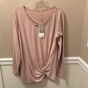 NIASHOT Woman's Long Sleeve V-Neck Twist Top Size XL in color Lite Mocha